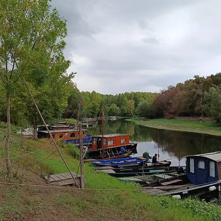 Les 104 Manieres 3* Saumur